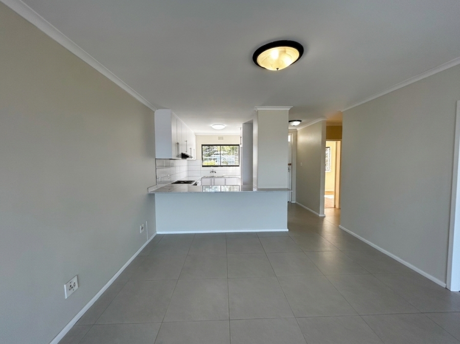 To Let 2 Bedroom Property for Rent in Table View Western Cape